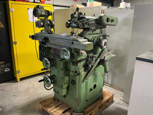 1962 G. Vilar 105D Universal Tool Grinder
