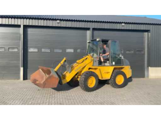 58da905b-2050-4643-bbac-e018b0a78554.mp4