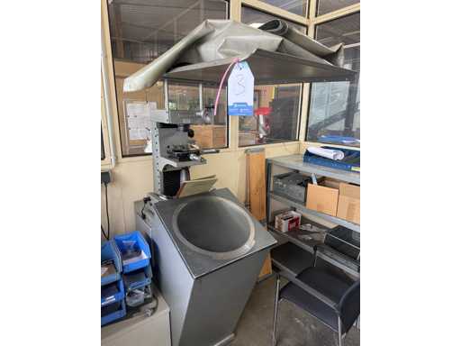 WERTH Profile Projector