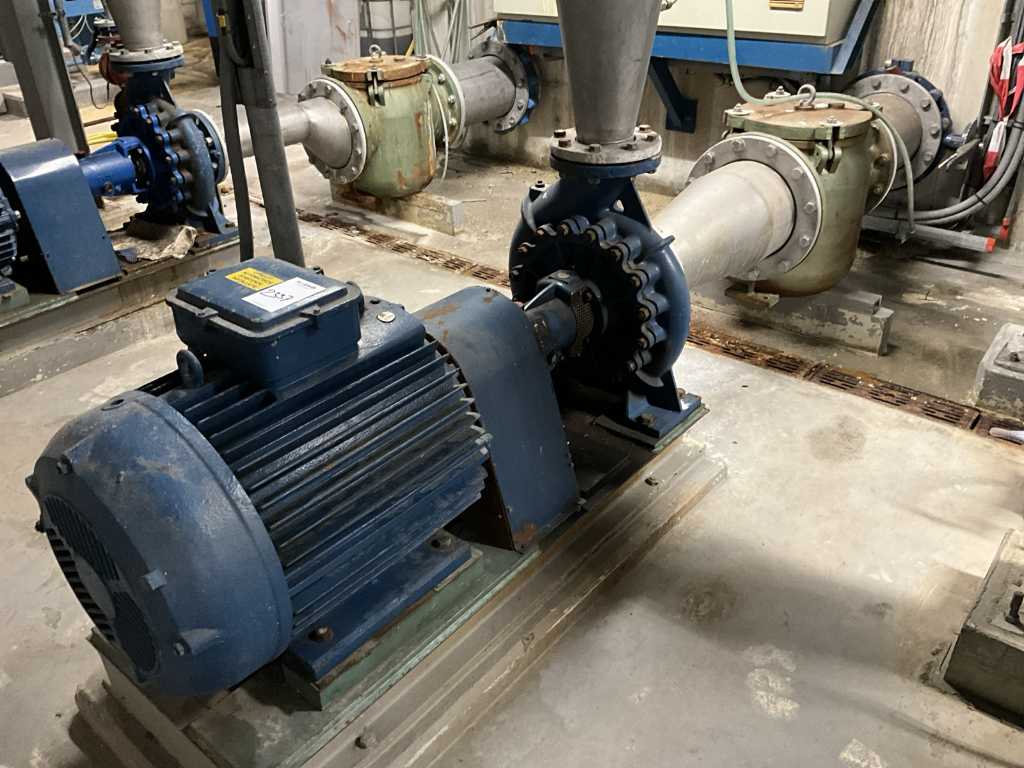 1985 HA-ES NCL 125-312 Water pump