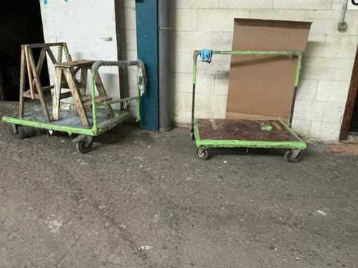 Różne przyczepy platformowe (2x)