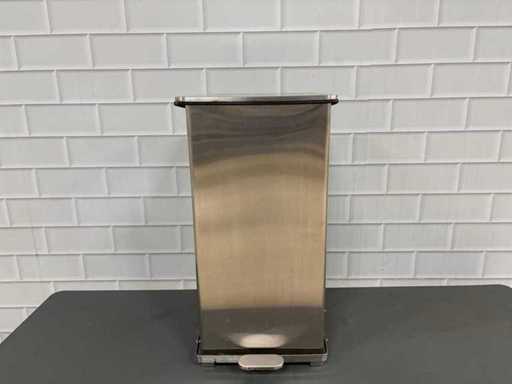 Stalowy pojemnik na odpady miękkie do zamknięcia