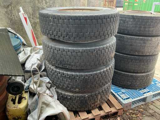 BERLINER DE2 Truck tyres (4x)