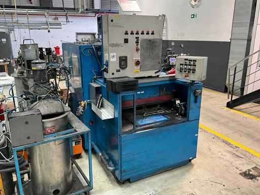Linea di spruzzo delle piastre