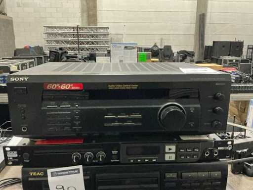 Amplificateur Sony STR-DE135