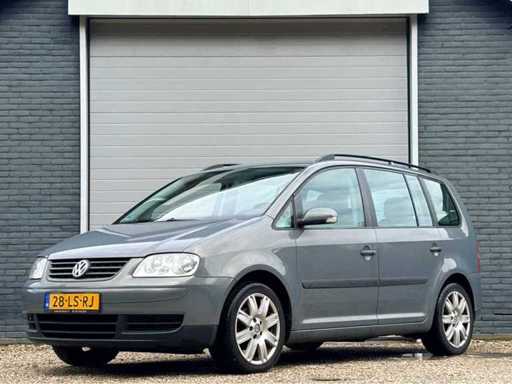2003 Volkswagen Touran 7 persoons 1.6-16V FSI Personenauto