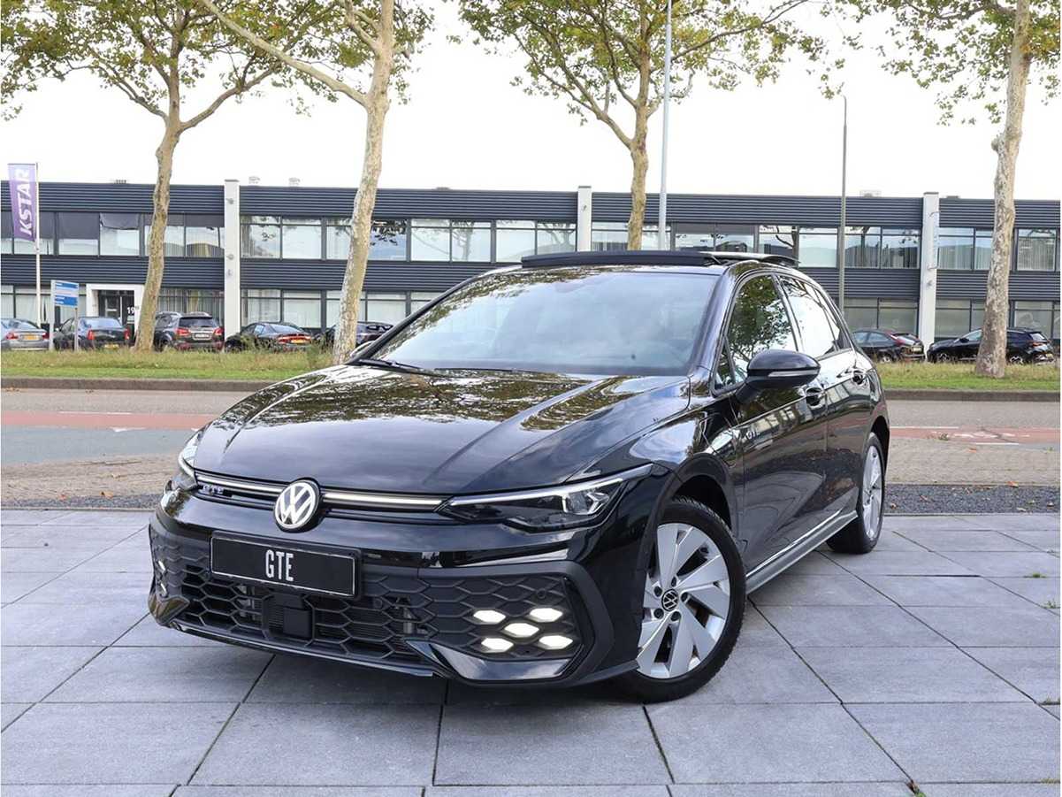 Volkswagen Golf GTE 1.5 eHybrid PHEV 272HP Automatic 2025