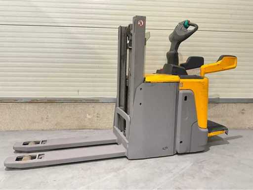 2019 Jungheinrich ERD 220 2000KG Meerij Stacker