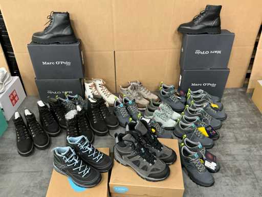Partij diverse Marc O’Polo/ Hi-Tec/Technica/Teva wandel/hiking schoenen (21x)