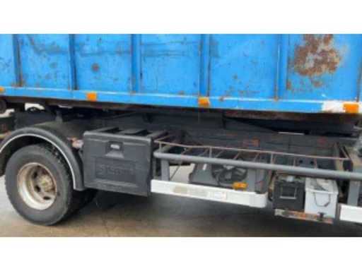 eb95e721-07e6-4ddb-9552-cccb2655cd79.mp4