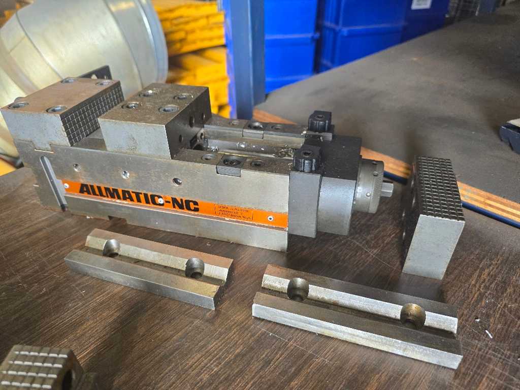Almatic NC - NC 90 - Machine clamp
