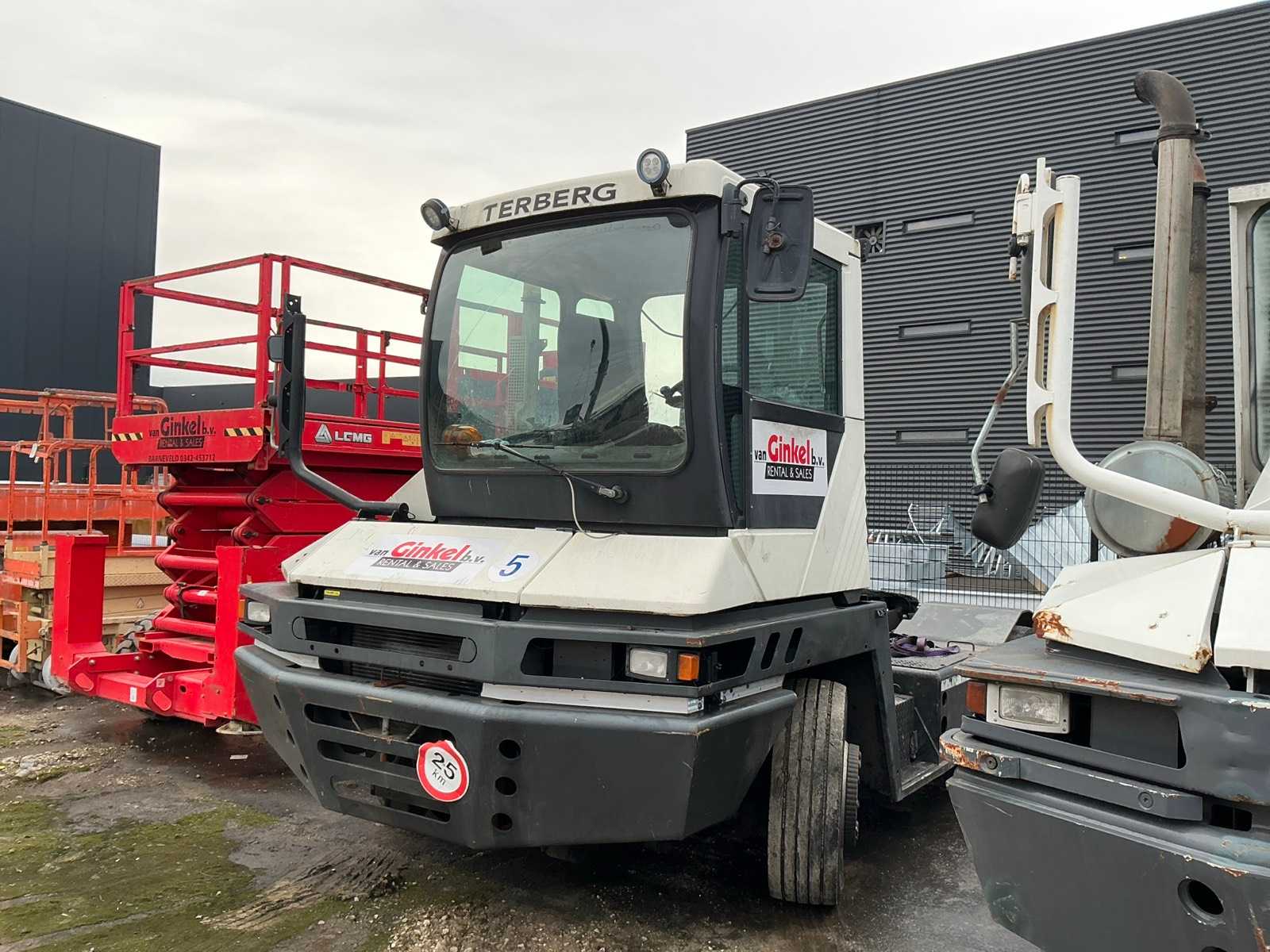 2002 Terberg RT222 Terminal Tractor
