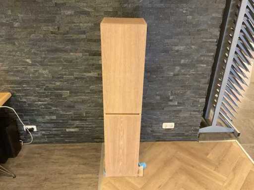 Dekker - Column cabinet 35 x 160 cm
