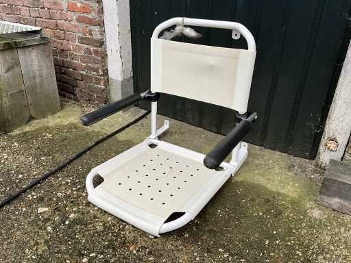 Invacare - Revato R7704 - siège de douche pliant