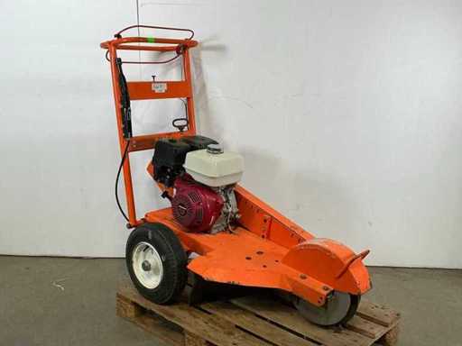 2018 Dosko 337-13H Stump Shredder 13hp