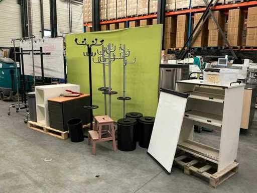 Partia artykułów biurowych