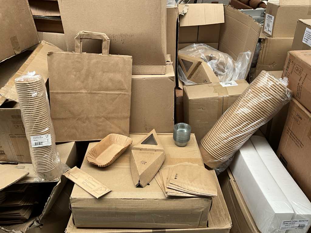 Large batch of packaging materials (take-away)