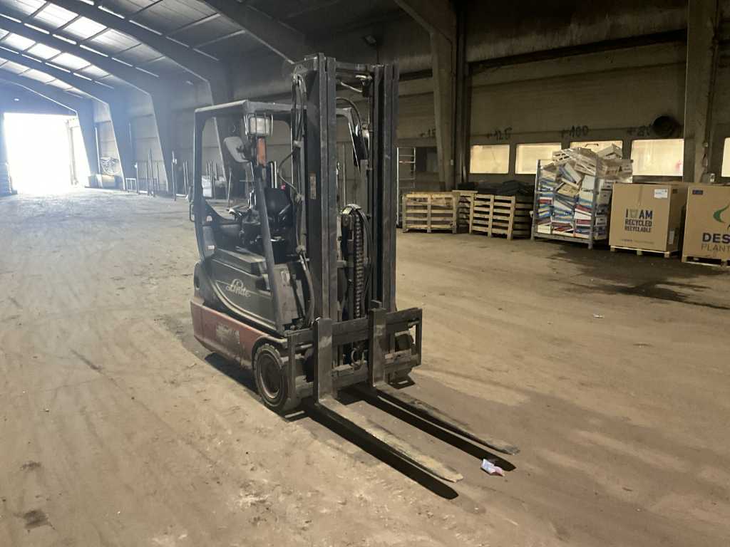 Linde Forklift E16