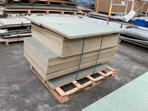 2 palettes de carton en apuré résistant à l’humidité