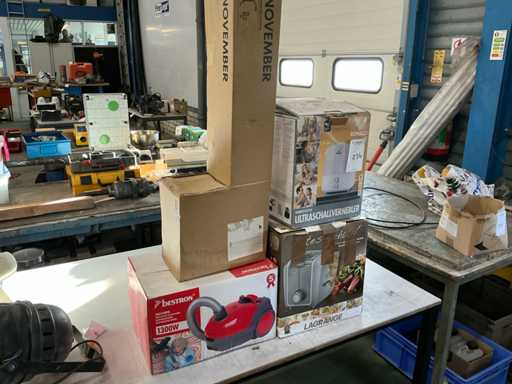 Robot de bucătărie și diverse