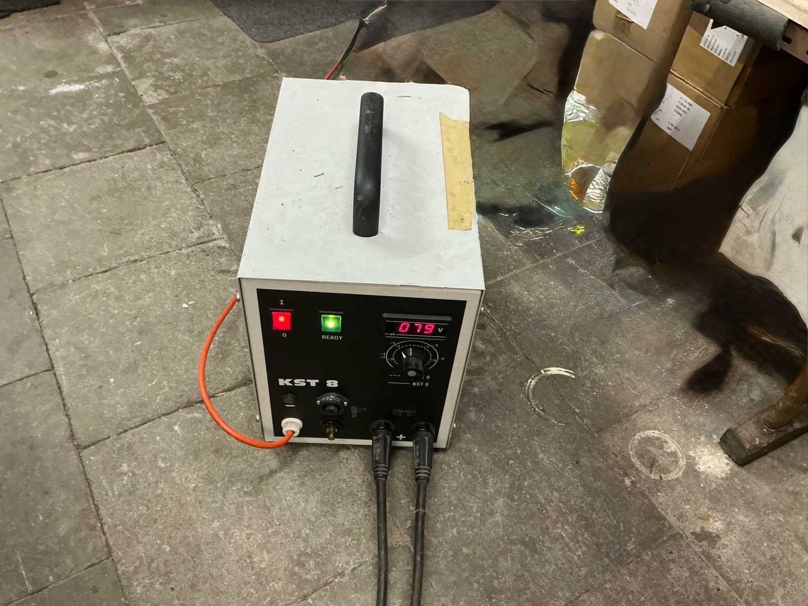 spot welder