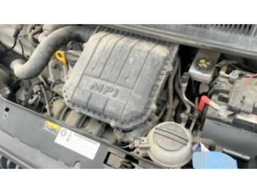 9f036676-8b0e-4543-adcc-e237384b7bf4.mp4