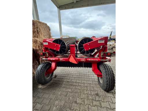 HE-VA - Rouleau à pointe - Sous-soleuse - 2010