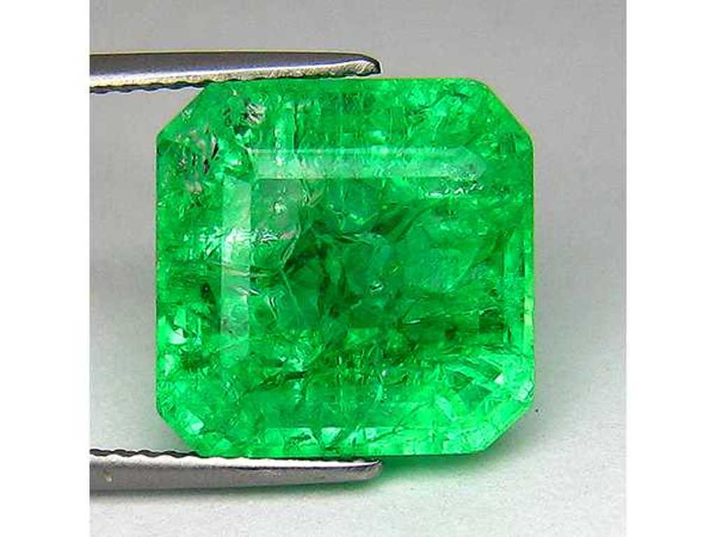 Quartz teint naturel (vert) 11,27 carats