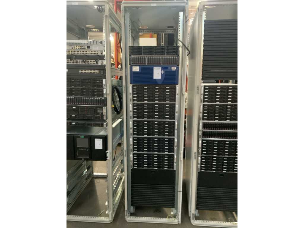 Rack per server di archiviazione dati Rittal