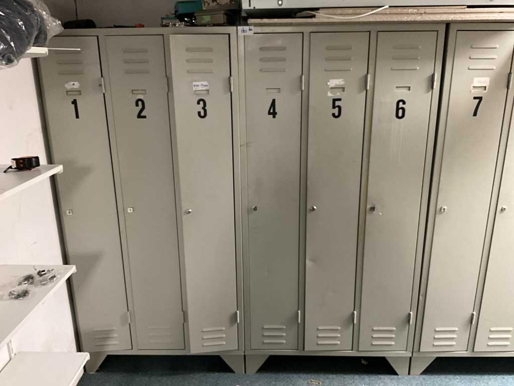 Locker cabinet 3 pieces (6x)