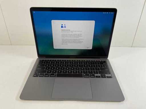 Apple MacBook Air 13", Apple M1, 8GB RAM, 256GB NVMe Laptop