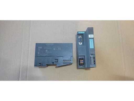 SIEMENS - 6ES7151-1AA05-0AB0 - Profibus DP Module - gebruikt