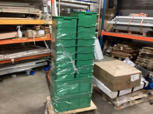 Various sizes Stackable Warehouse Bin (17x)