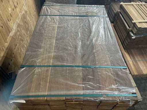 Planches en teck de Guyana rabotées 1000x145x25mm (140x)