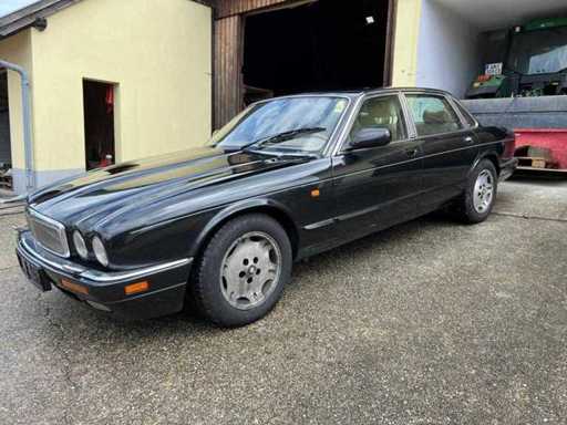 Jaguar - X300 4.0 - Oldtimer