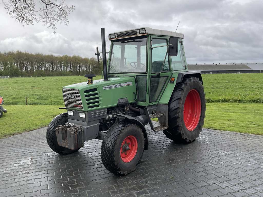 1992 Fendt 304 LSA Two-wheel drive agricultural tractor