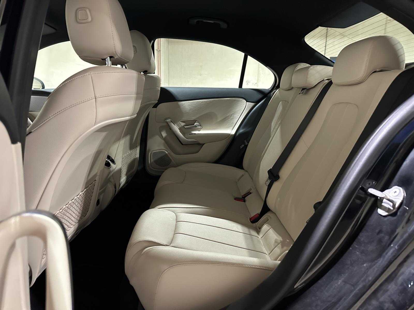 Mercedes-Benz A250 e Business Solution Luxury Limited 218pk 2020 (Origineel-NL + 1e Eigenaar) A-klasse, J-849-SG