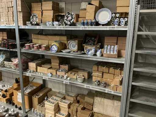 Partij divers servies/decoratie (2533x)