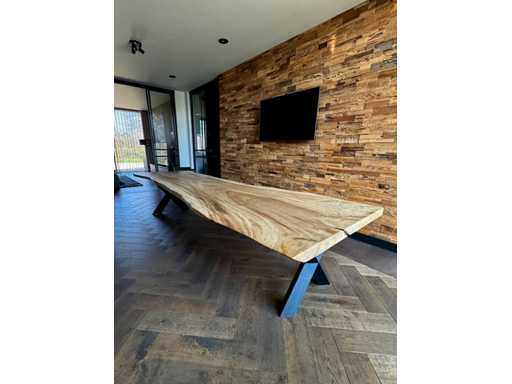 Suar boomstamtafel 365 cm.