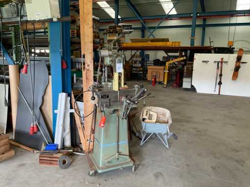 Ma?in? de cusut lan? Haffner