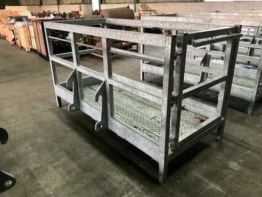 Taca na materiały "nieużywana"