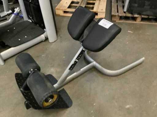 Gym80 Centrale centrale de bench hyperextension Signum