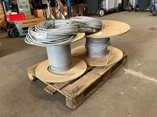 Mixed lot of oil flex cables