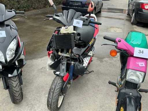 Peugeot Speedfight Scooter dienend voor wisselstukken