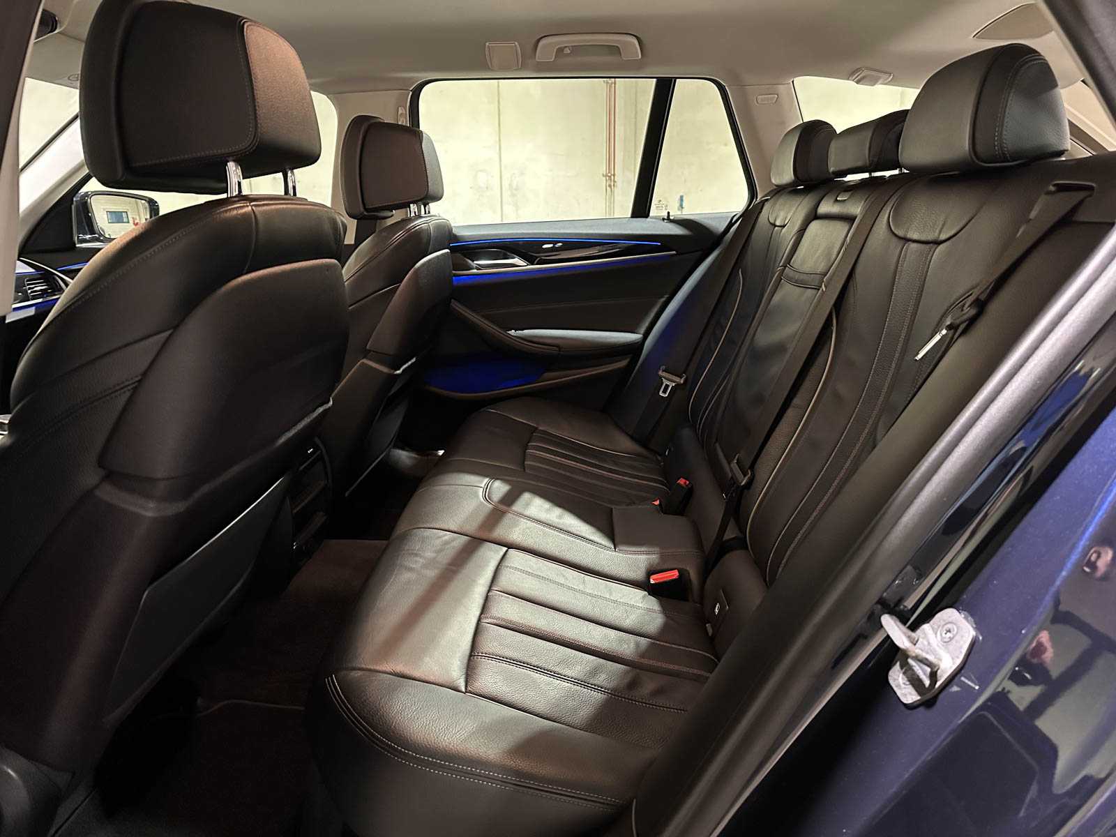 BMW 520i Touring High Executive Sport-Line 5-serie 184pk 2019, XG-208-V