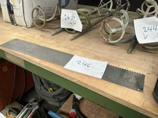 Saw blade