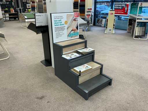 Verschiedene Werkstattmöbel