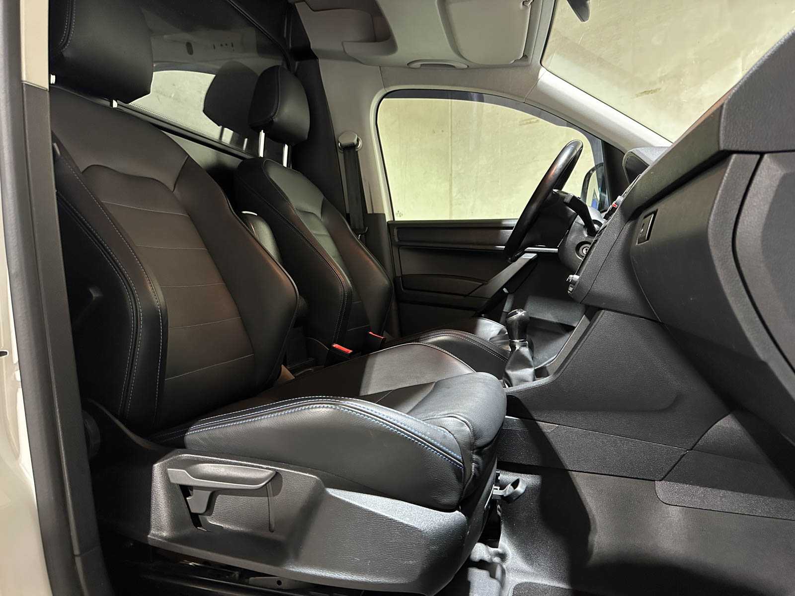 Volkswagen Caddy 2.0 TDI 170PK BMT Highline 2017 (Origineel-NL), V-752-HD