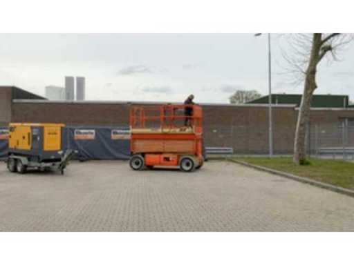 fb35a56a-12bd-4c36-bee7-1095298fcb57.mp4