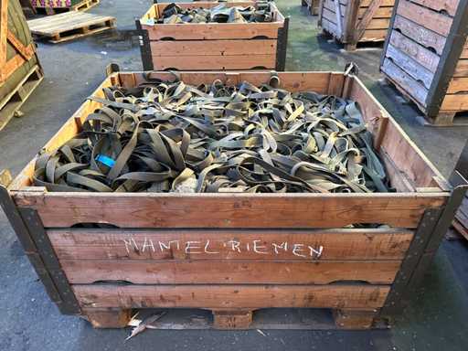 Lot de curele de teac?